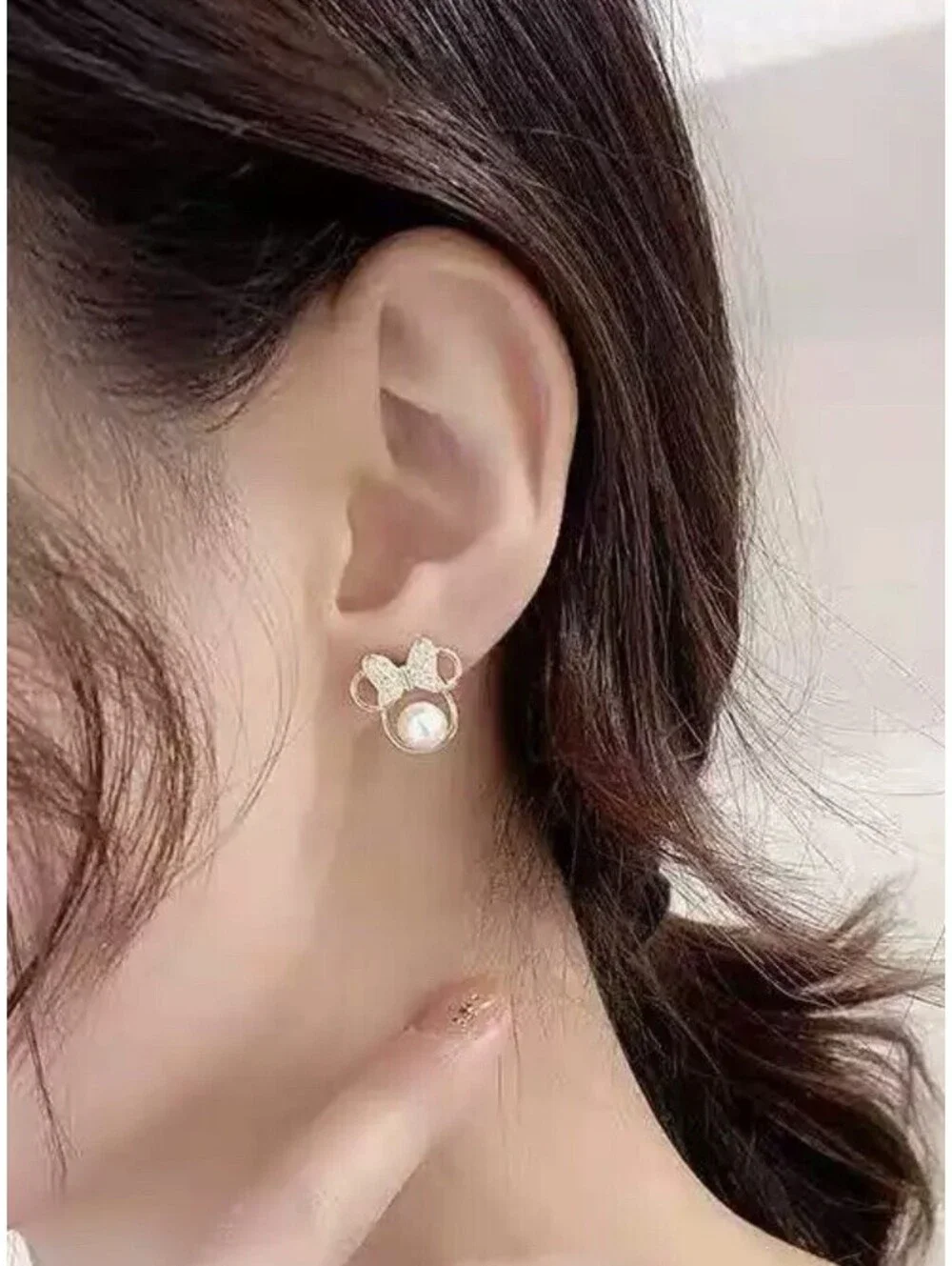 14k Gold ,  Pearl & Crystal Minni Mouse Earrings - Disney - Ships From USA
